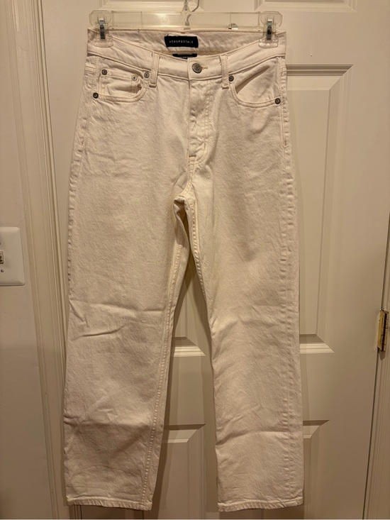 Aeropostale Denim - Aeropostale Women’s Cream High-Rise Baggy Jeans, size 2 short